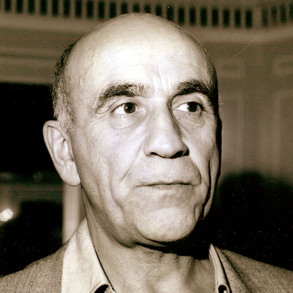 Warren Mitchell